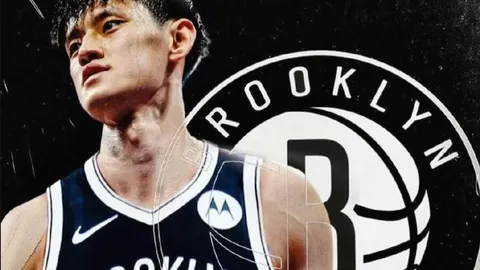 “图拉姆进球助尤文图斯2-0维罗纳，再现经典兄弟庆祝瞬间”